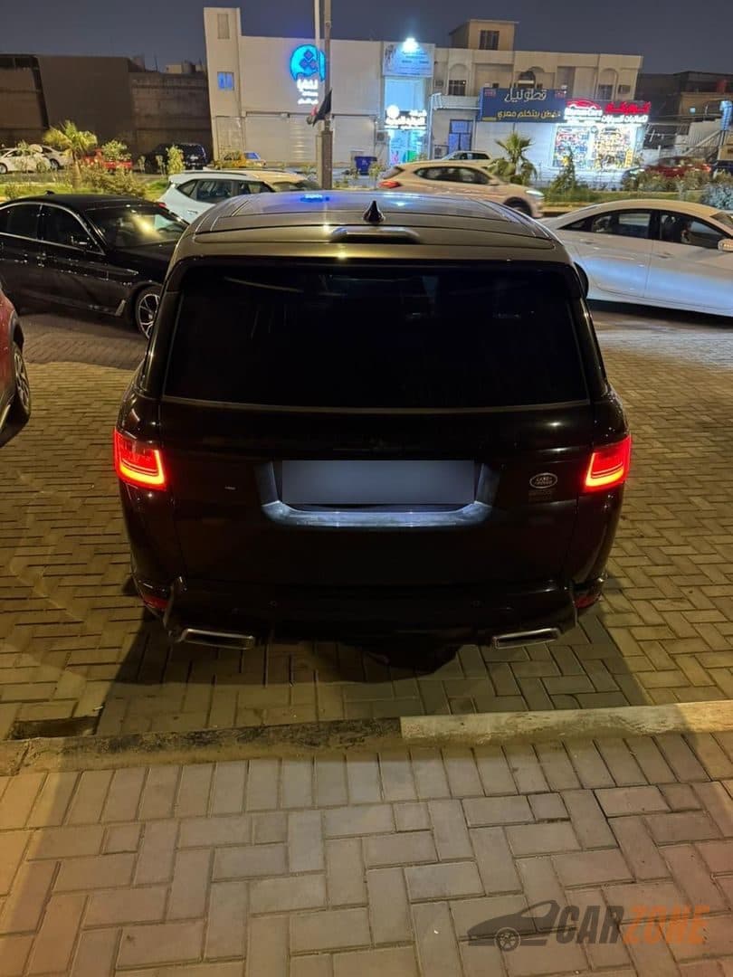 2021 Land Rover Range Rover Sport HSE thumbnail 3