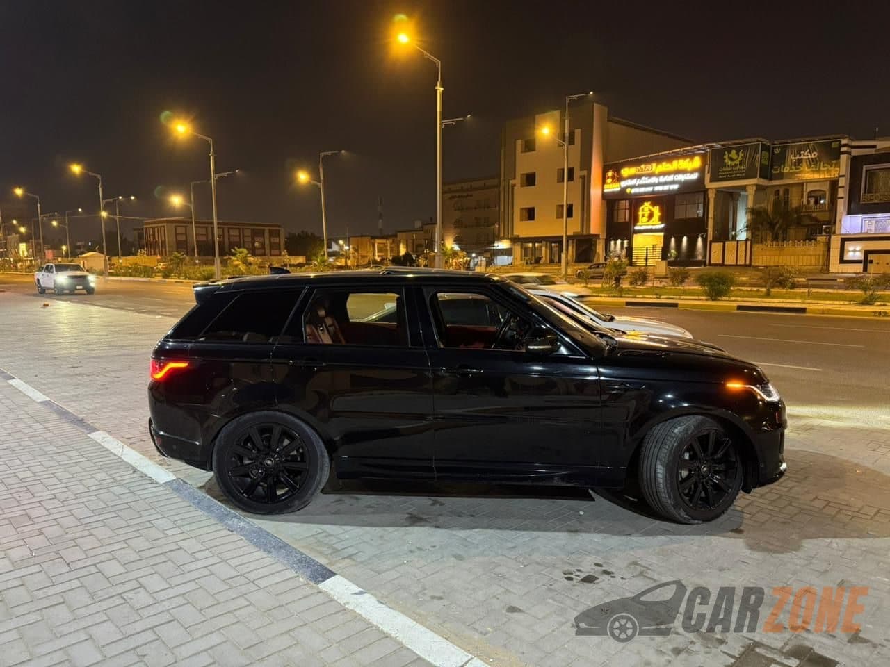 2021 Land Rover Range Rover Sport HSE thumbnail 4