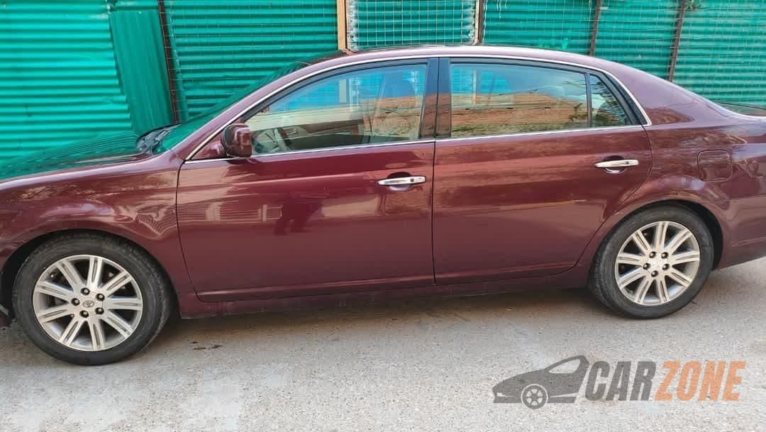 2008 Toyota Avalon Limited thumbnail 3