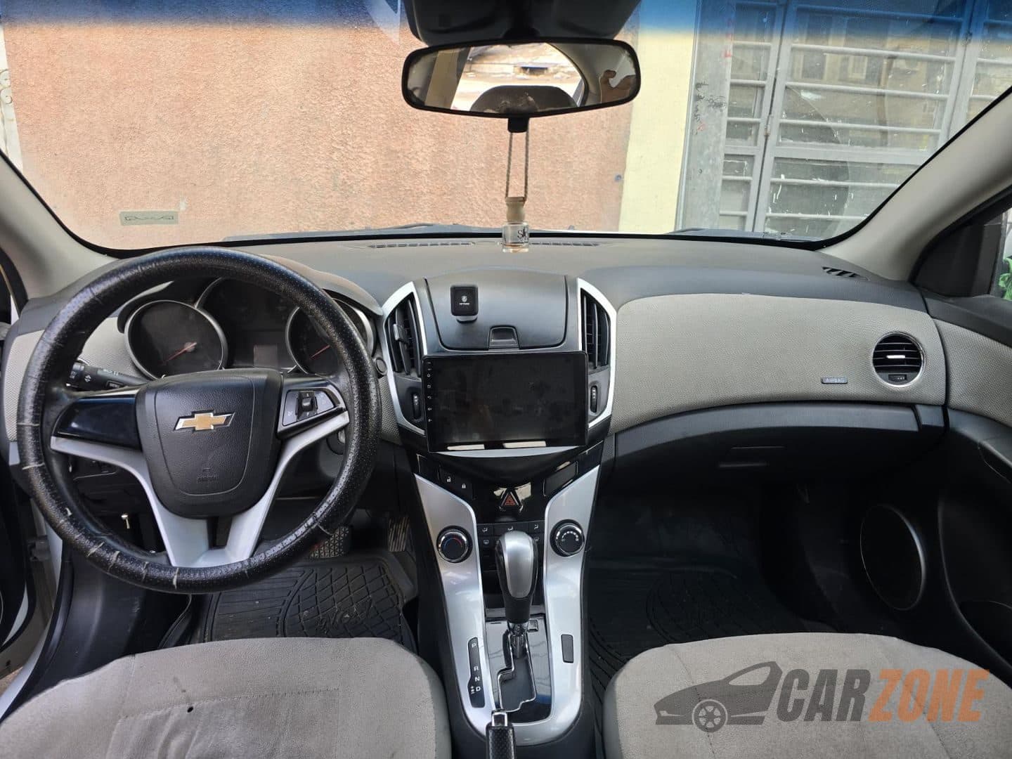 2013 Chevrolet Cruze Base thumbnail 9