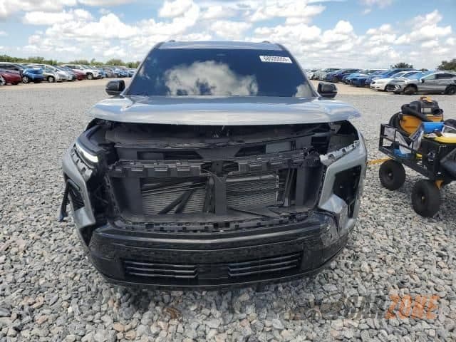 2024 Chevrolet Traverse RS thumbnail 3