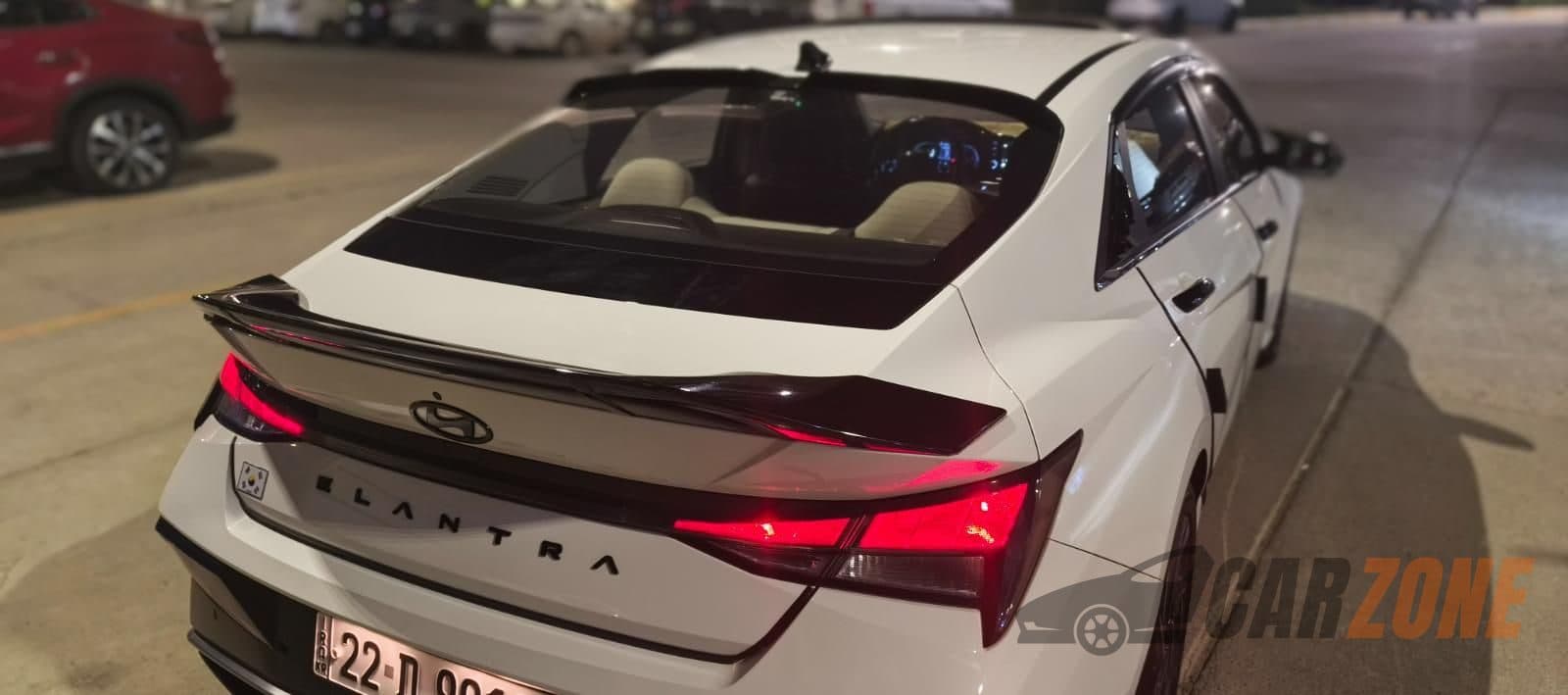 2024 Hyundai Elantra Base thumbnail 6