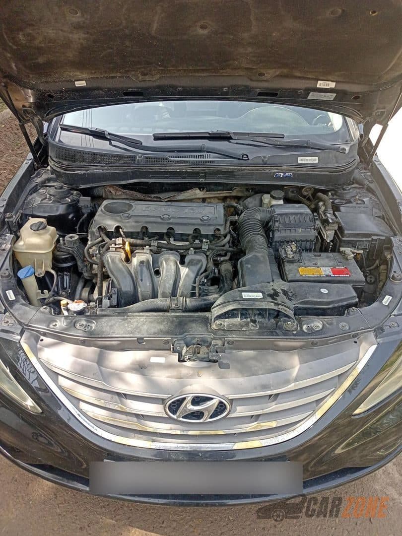 2012 Hyundai Sonata Sport thumbnail 3