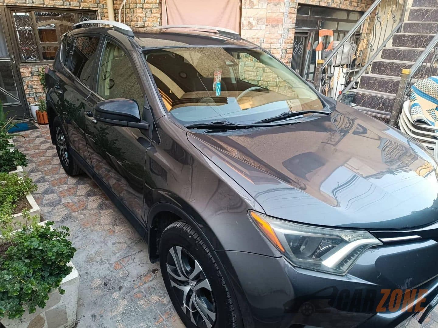 2018 تويوتا راف 4 LE thumbnail 5