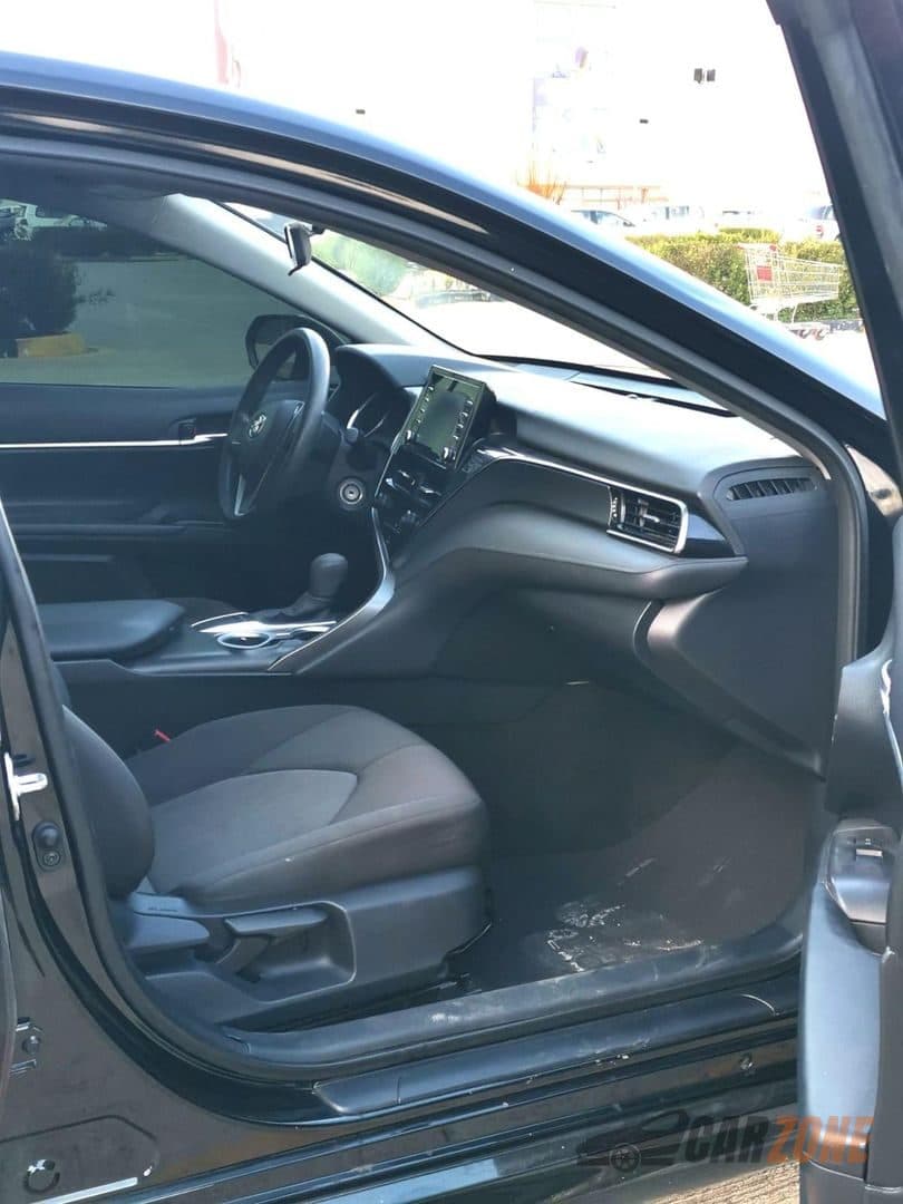 2023 Toyota Camry LE thumbnail 6