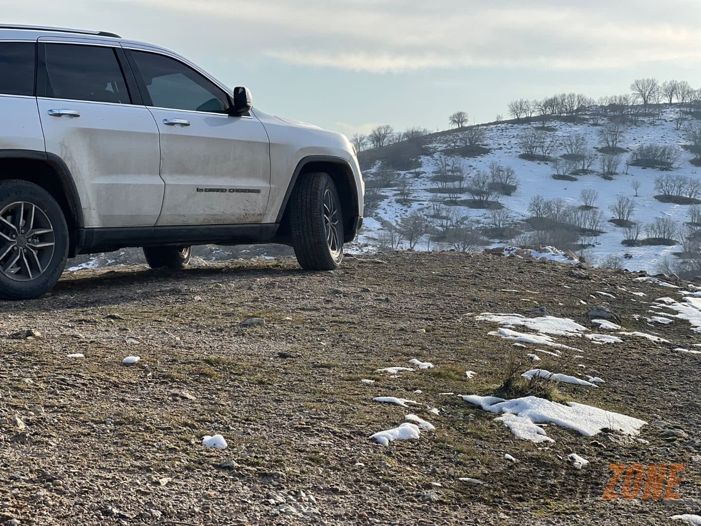 2022 جيب جراند شيروكي Limited thumbnail 3