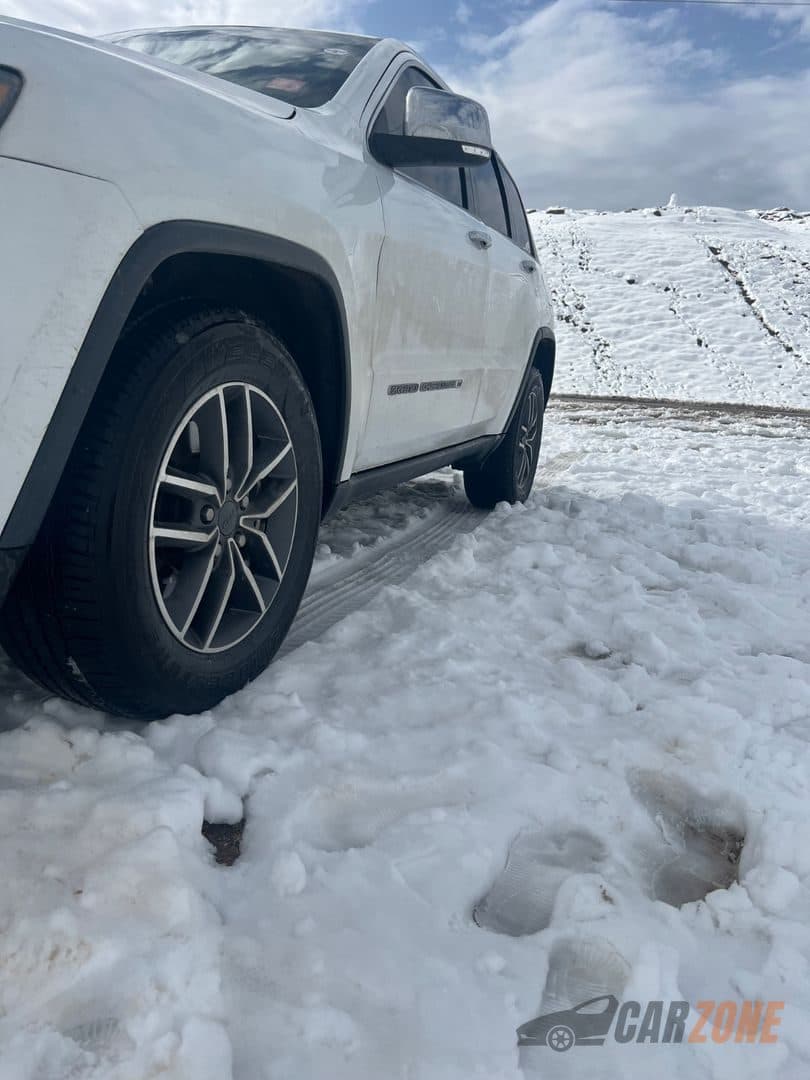 2022 جيب جراند شيروكي Limited thumbnail 4