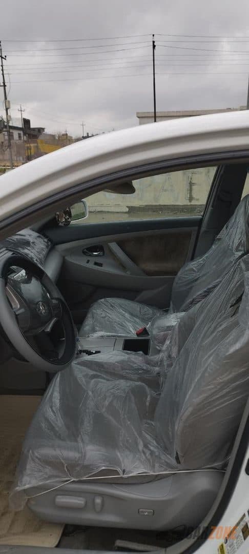 2009 Toyota Camry LE thumbnail 2