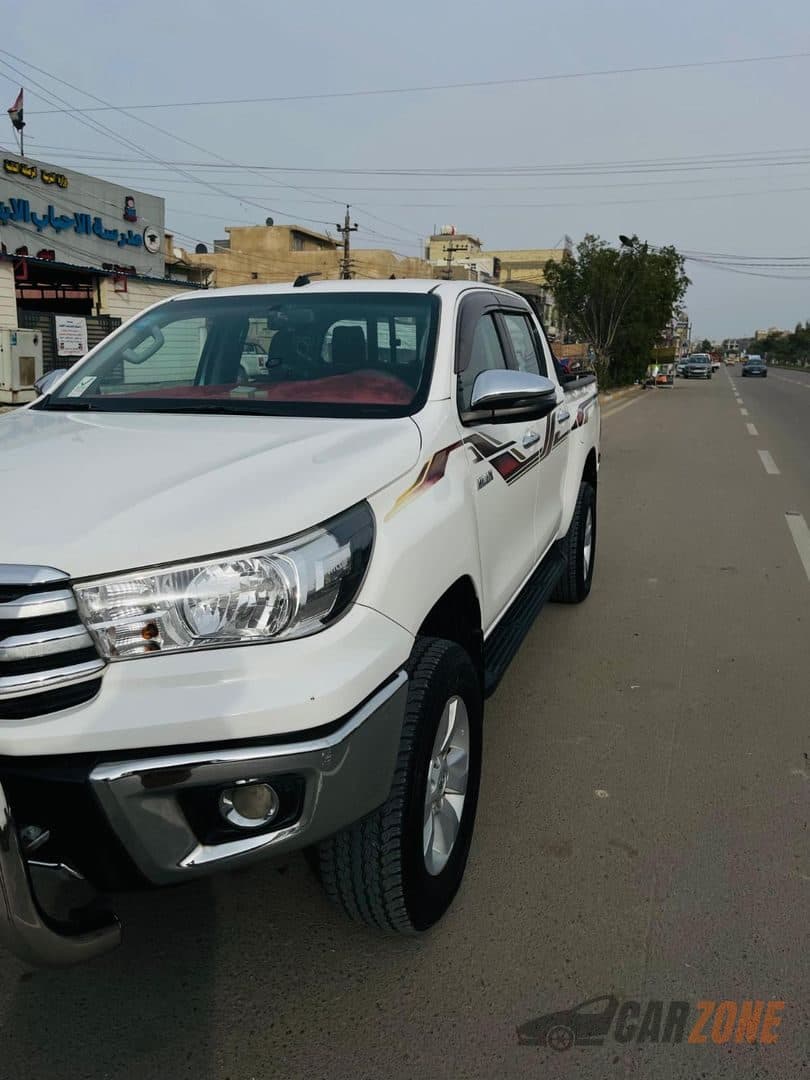 2019 تويوتا هايلوكس SR5 thumbnail 2