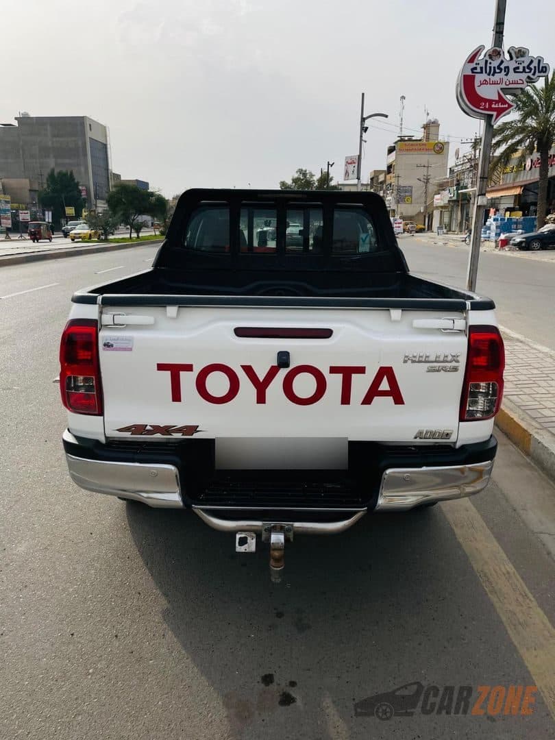 2019 تويوتا هايلوكس SR5 thumbnail 4