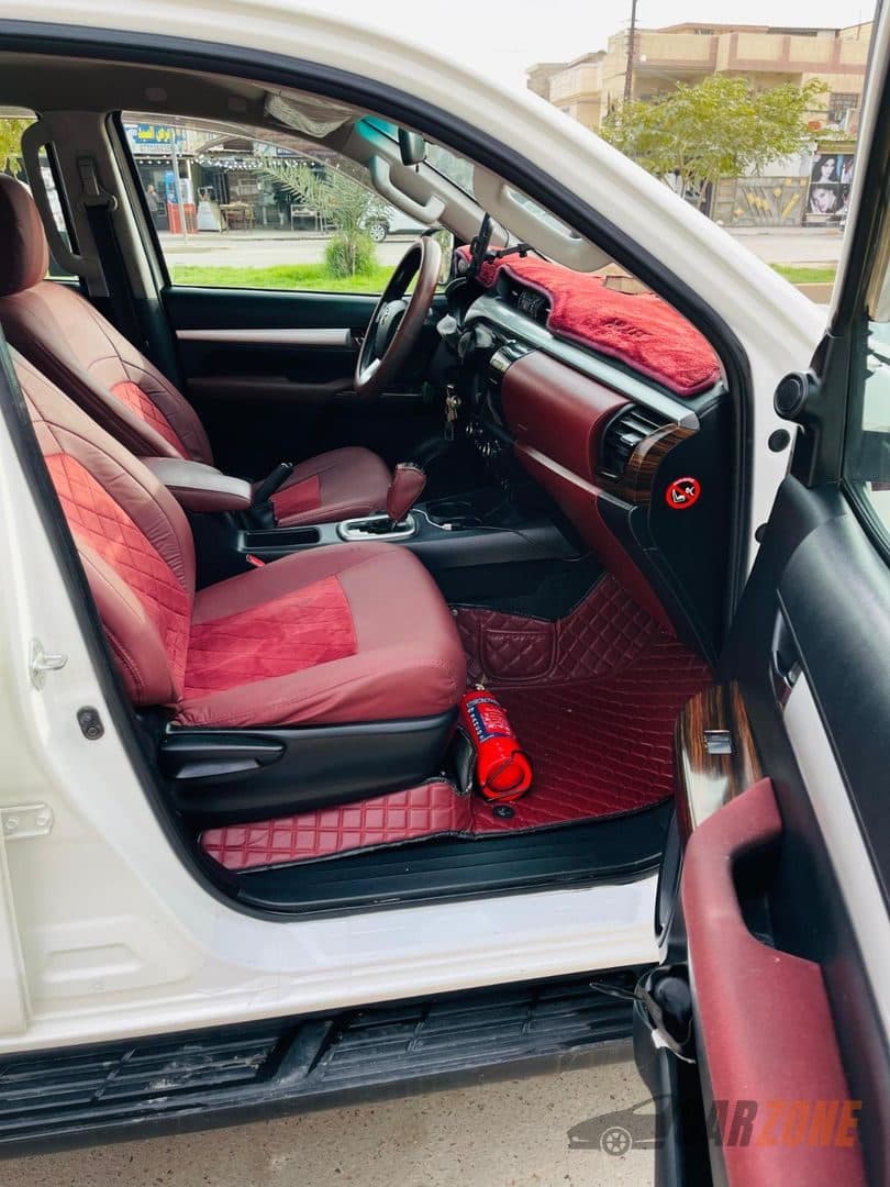 2019 تويوتا هايلوكس SR5 thumbnail 10