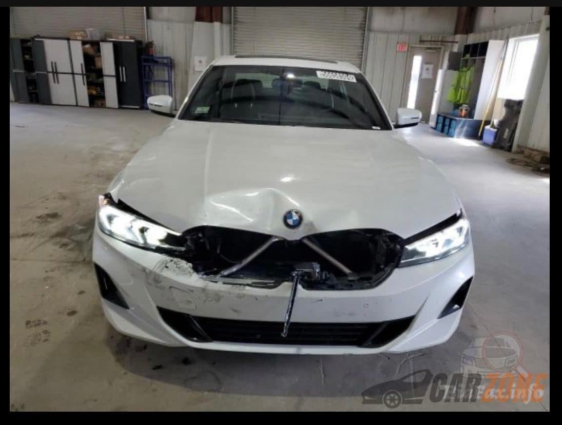 2024 بي إم دبليو الفئة الثالثة Base thumbnail 8