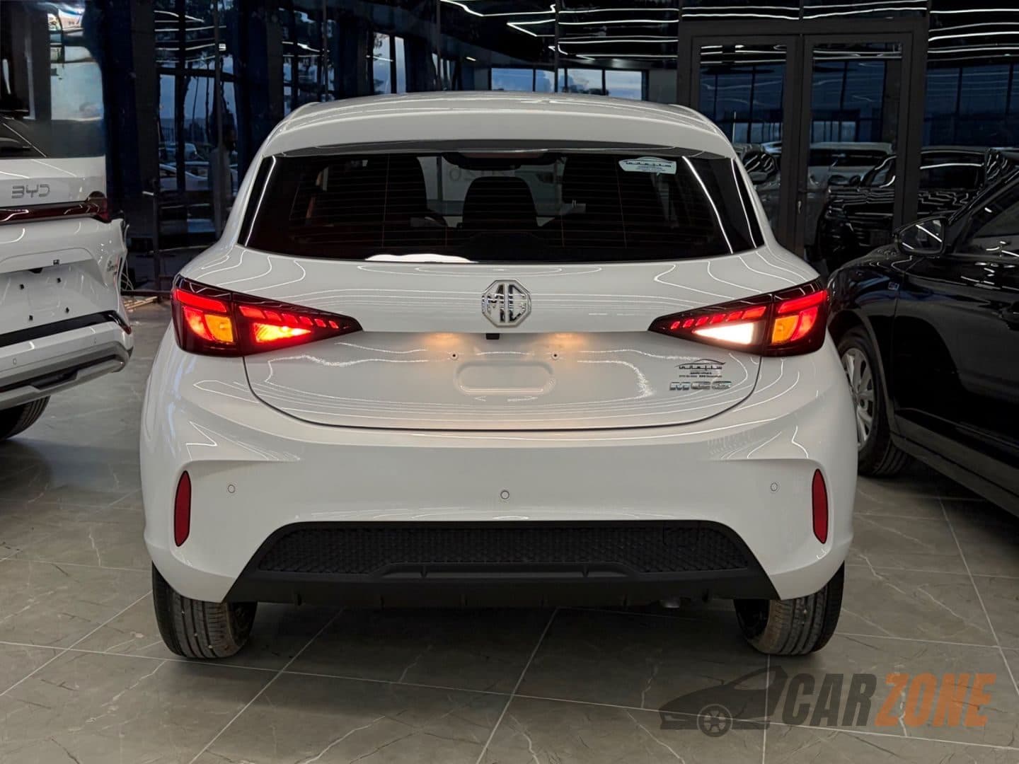 2026 ام جي إم جي 5 Standard thumbnail 5