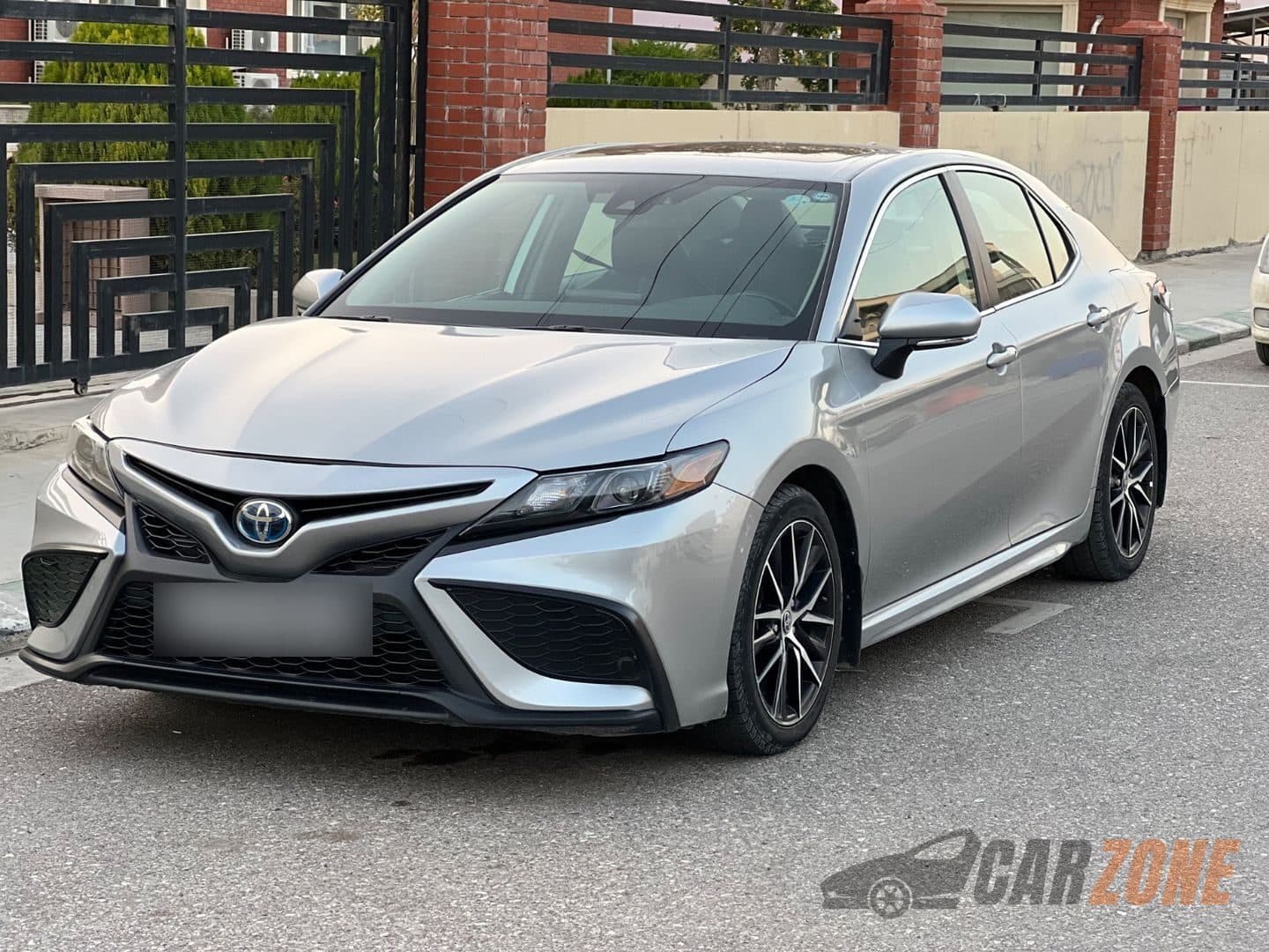 2024 تويوتا كامري إس إي - 1