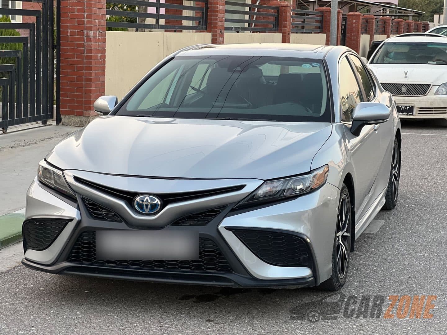 2024 تويوتا كامري إس إي thumbnail 4