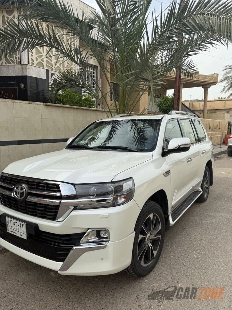 2021 Toyota Land Cruiser GXR thumbnail 3
