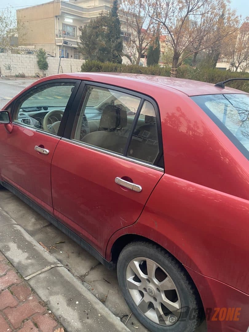 2009 نيسان تیدا thumbnail 8