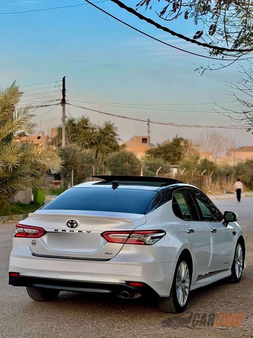 2018 تويوتا كامري إكس إل إي thumbnail 3