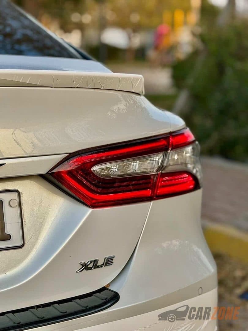 2018 تويوتا كامري إكس إل إي thumbnail 8