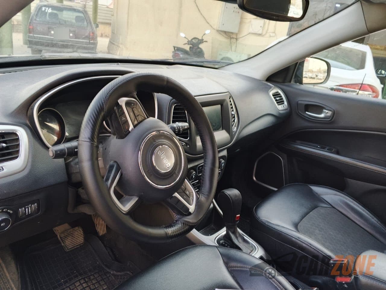 2017 Jeep Compass thumbnail 7