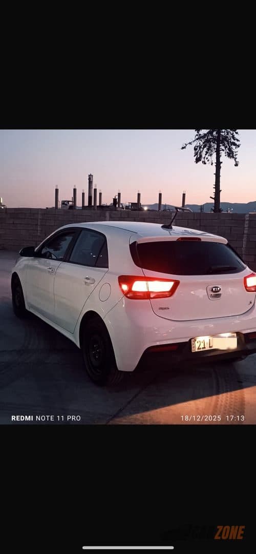 2021 كيا ريو thumbnail 8