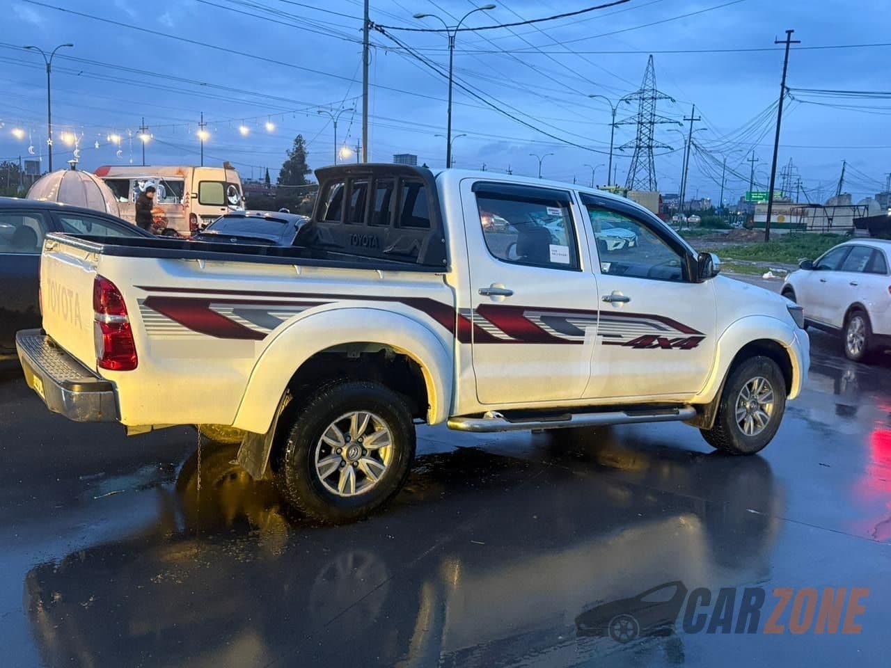 2012 تۆیۆتا هایلوکس thumbnail 5