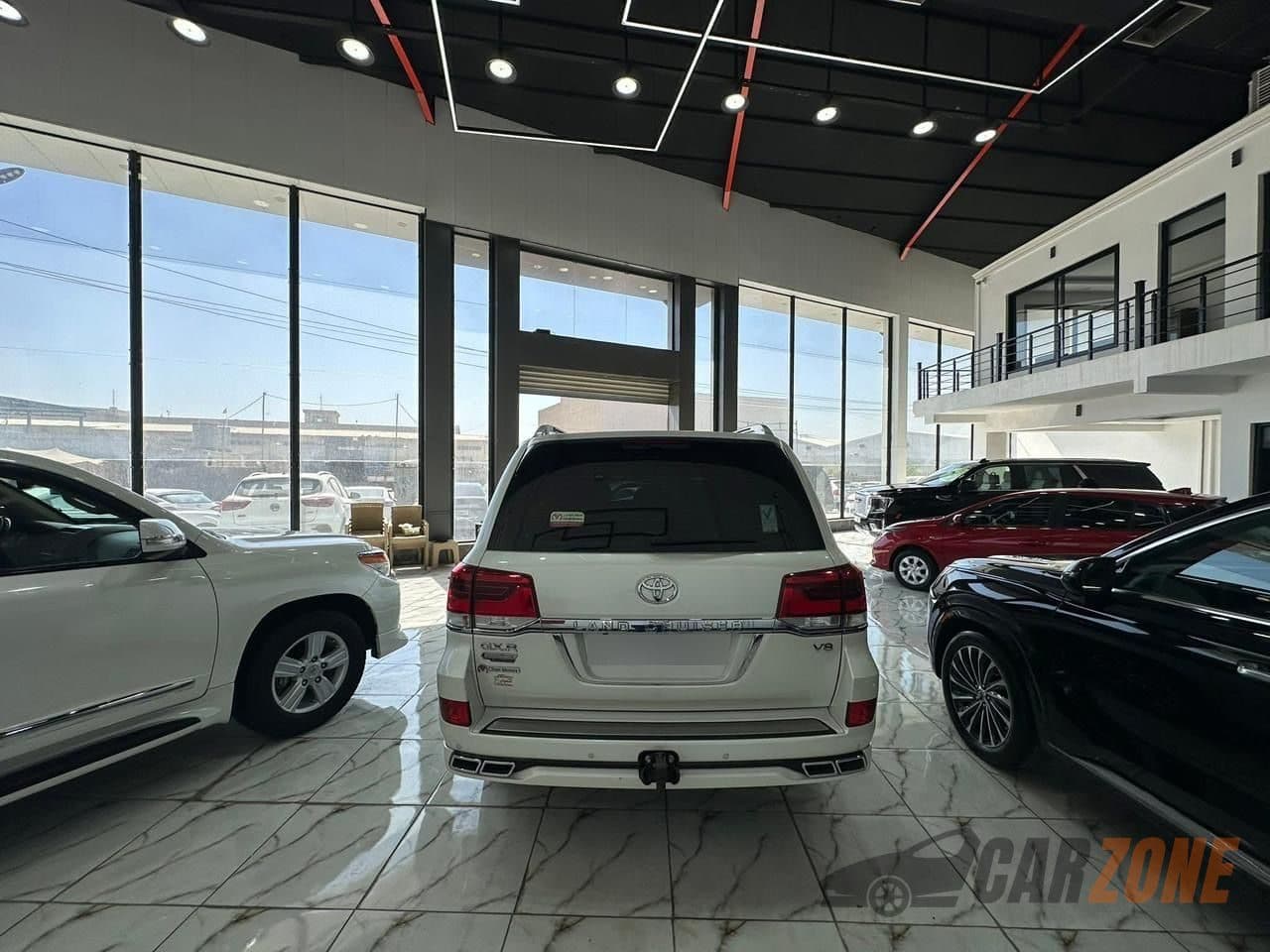 2020 Toyota Land Cruiser GXR thumbnail 4