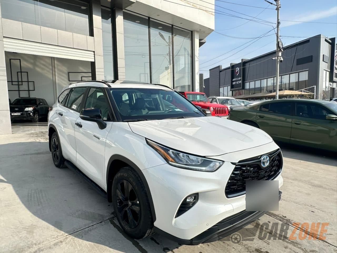 2024 Toyota Highlander thumbnail 8