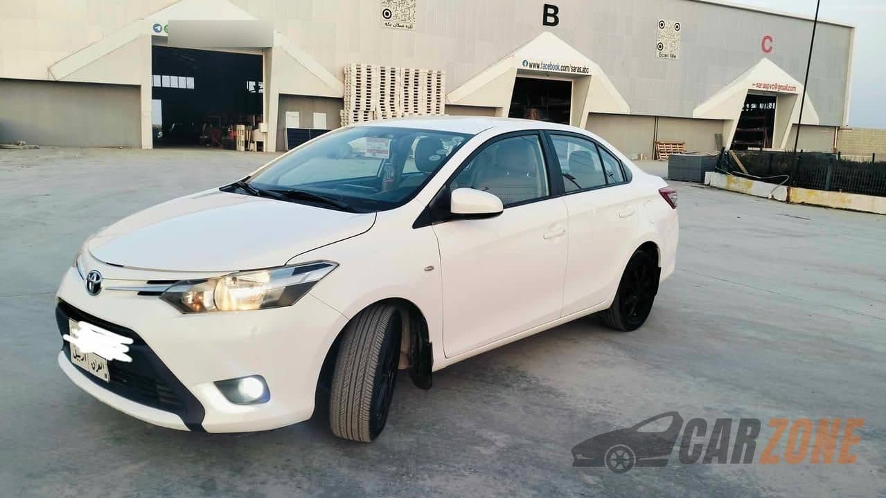 2014 Toyota Yaris L - 1